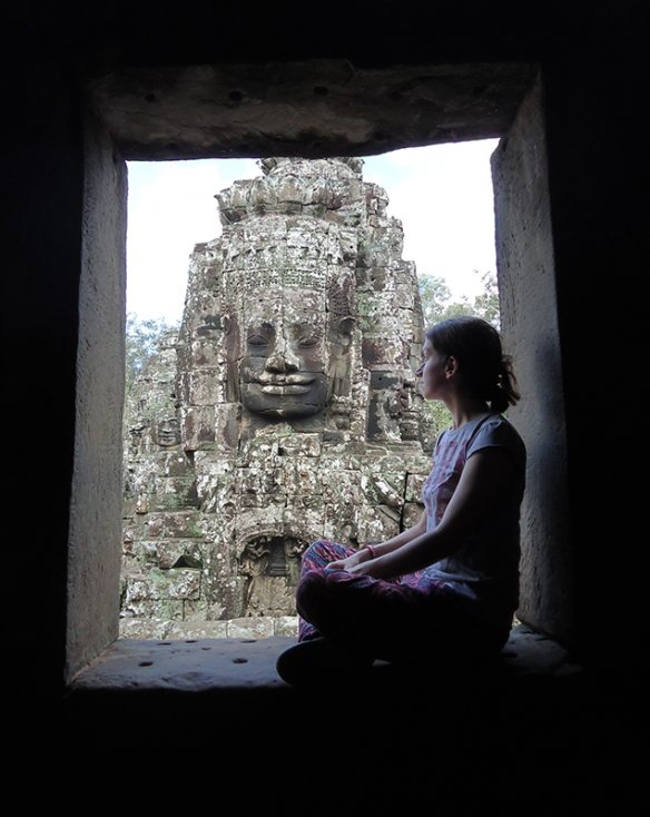 templo bayon camboja janela vista rosto